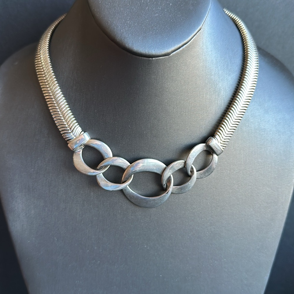 VTG Modernist Necklace Silver Tone Snake Bone Serpentine w Linked Circles 17”